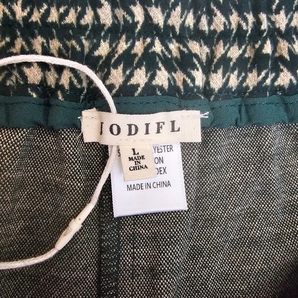 JODIFL Wide Leg Pants Houndstooth Green Cream Cropped L Elasic Waist Pull On NEW - Picture 3 of 13